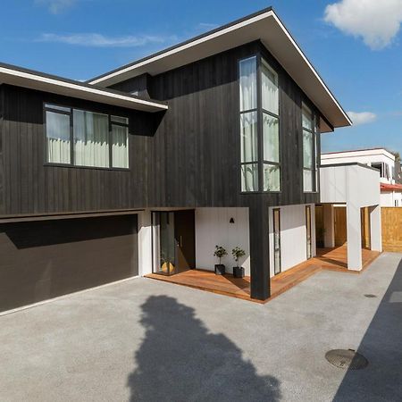 Willa Luxury Escape In Cbd - Walking Distance To Town Tauranga Zewnętrze zdjęcie