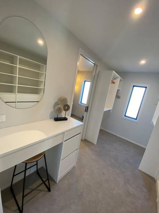 Willa Luxury Escape In Cbd - Walking Distance To Town Tauranga Zewnętrze zdjęcie